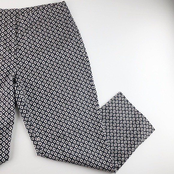 CAbi #877 Geometric Cropped Ankle Dress Pants Sz 8 - Picture 5 of 12